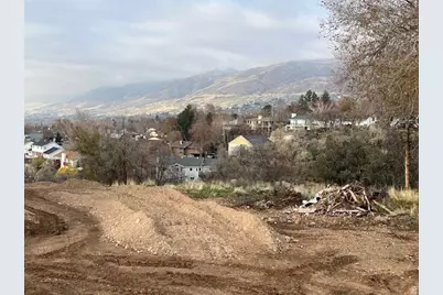 795 E Abby Ln #5, Bountiful, UT 84010 - Photo 5