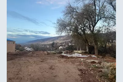 795 E Abby Ln #5, Bountiful, UT 84010 - Photo 3