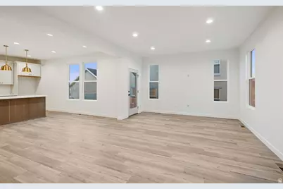 11369 S Offshore Way W #383, South Jordan, UT 84009 - Photo 9