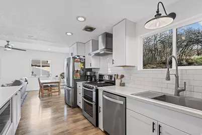 2913 S Davis Blvd, Bountiful, UT 84010 - Photo 15