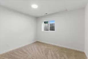 5623 Brandy Wine St, Taylorsville, UT 84118 - Photo 13