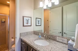 3800 Paradise Vlg Dr, Santa Clara, UT 84765 - Photo 119