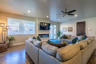 3800 Paradise Vlg Dr, Santa Clara, UT 84765 - Photo 53