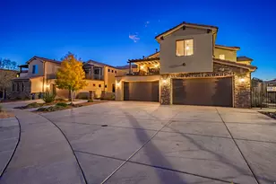 3800 Paradise Vlg Dr, Santa Clara, UT 84765 - Photo 9