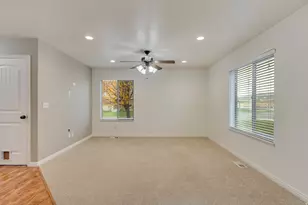 8121 N Plum Circle, Eagle Mountain, UT 84005 - Photo 5