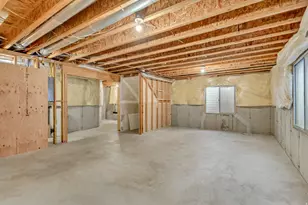 8121 N Plum Circle, Eagle Mountain, UT 84005 - Photo 23