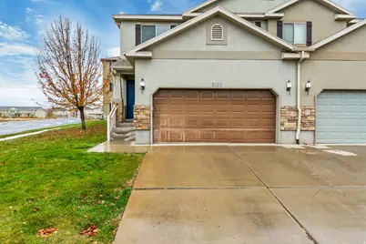 8121 N Plum Cir, Eagle Mountain, UT 84005 - Photo 3