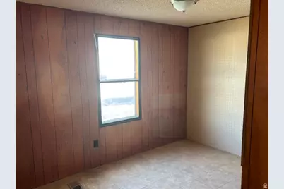 50 S 1500 W #9, Vernal, UT 84078 - Photo 5