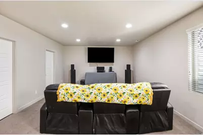 673 W Deepdale Ct, Stansbury Park, UT 84074 - Photo 21