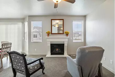 673 W Deepdale Ct, Stansbury Park, UT 84074 - Photo 11