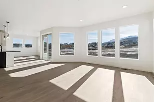 1117 W Mahogany St, Saratoga Springs, UT 84045 - Photo 15