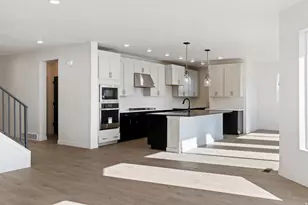 1117 W Mahogany St, Saratoga Springs, UT 84045 - Photo 17