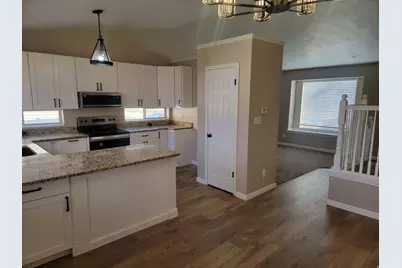 1762 S 350 E, Kaysville, UT 84037 - Photo 3