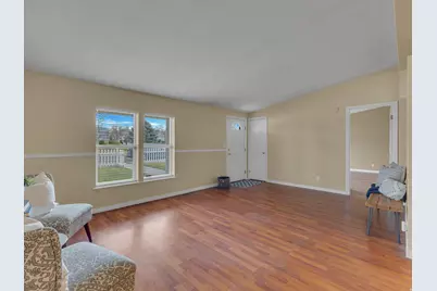 5173 S 2825 W, Roy, UT 84067 - Photo 9