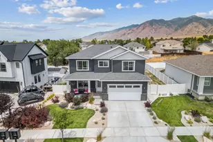 579 E Kings Landing, Tooele, UT 84074 - Photo 3