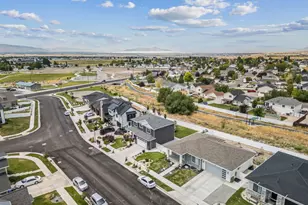 579 E Kings Landing, Tooele, UT 84074 - Photo 25