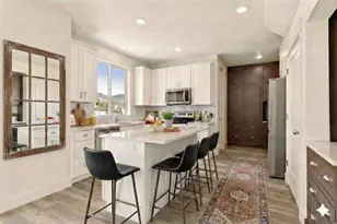 579 E Kings Landing, Tooele, UT 84074 - Photo 9