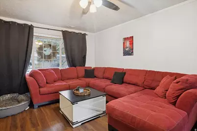 1018 Sara Ln, Ogden, UT 84404 - Photo 3