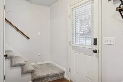 1018 Sara Ln, Ogden, UT 84404 - Photo 9