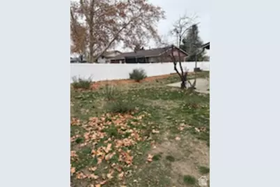 1012 E Bell Dr, Sandy, UT 84094 - Photo 33