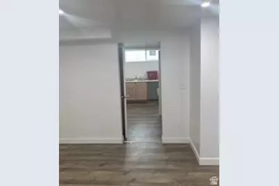 1012 E Bell Dr, Sandy, UT 84094 - Photo 23