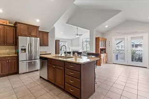 891 W 1840 S, Syracuse, UT 84075 - Photo 15