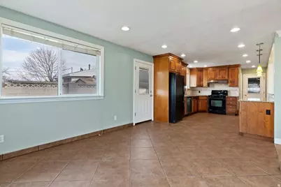 4912 W Trail Ave, West Valley, UT 84120 - Photo 7