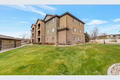 203 E Jordan Ridge Blvd #205, Saratoga Springs, UT 84045 - Photo 25