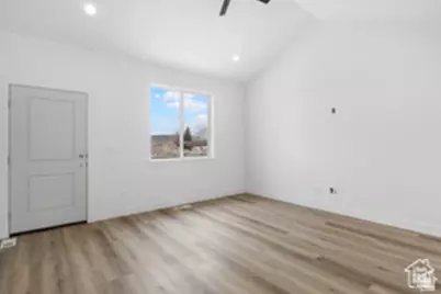 244 W Crescent Ln #94, Tooele, UT 84074 - Photo 3