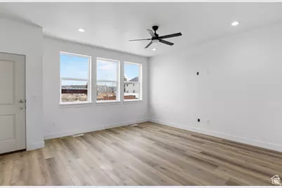 244 W Crescent Ln #96, Tooele, UT 84074 - Photo 3