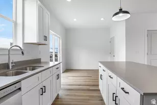 244 W Crescent Ln, Tooele, UT 84074 - Photo 9