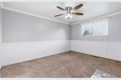 1715 N Alder St, Layton, UT 84041 - Photo 13