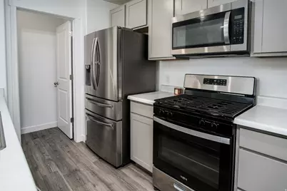 1938 N Blue Iris Ave, Tooele, UT 84074 - Photo 7