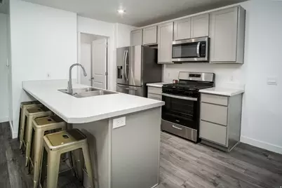 1938 N Blue Iris Ave, Tooele, UT 84074 - Photo 5