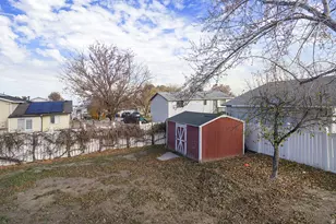 5254 W Grovewood Circle, West Valley, UT 84120 - Photo 37