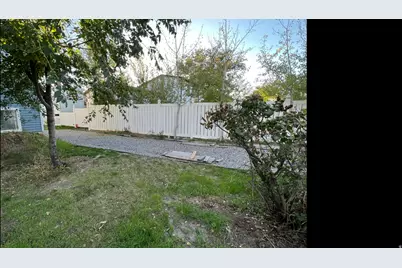 5254 W Grovewood Cir, West Valley, UT 84120 - Photo 35