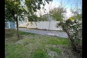 5254 W Grovewood Circle, West Valley, UT 84120 - Photo 35