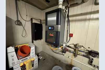 5587 W 6200 S, West Valley, UT 84118 - Photo 17