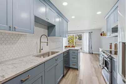 22 Creekside Ln, Centerville, UT 84014 - Photo 11