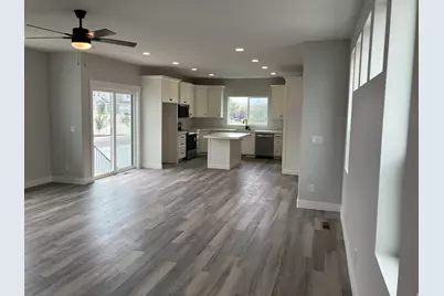 352 E Mistilake Ln #20, Draper, UT 84020 - Photo 5