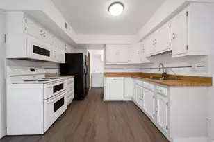 1860 W Homestead Farms Ln S, West Valley, UT 84119 - Photo 7