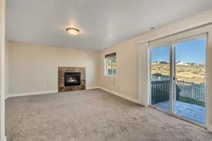 264 W Rocky Crk Wy, Saratoga Springs, UT 84045 - Photo 9