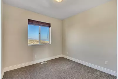 264 W Rocky Creek Way, Saratoga Springs, UT 84045 - Photo 17