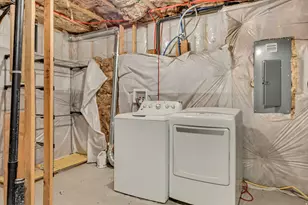 264 W Rocky Crk Wy, Saratoga Springs, UT 84045 - Photo 21