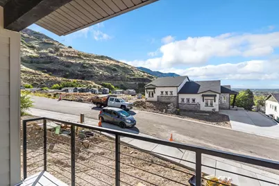 1582 E Maddies Cv #19, Ogden, UT 84404 - Photo 9