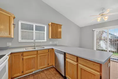 1743 E Dove Way, Eagle Mountain, UT 84005 - Photo 17