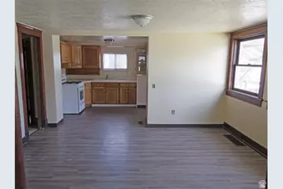 2209 S Adams Ave E, Ogden, UT 84401 - Photo 5