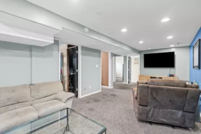 7647 S 2500 W, West Jordan, UT 84084 - Photo 19