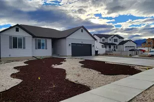 243 W Cowdery Dr, Grantsville, UT 84029 - Photo 5