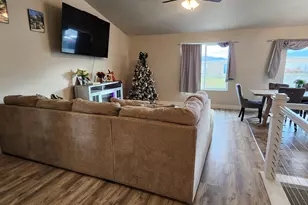 243 W Cowdery Dr, Grantsville, UT 84029 - Photo 11